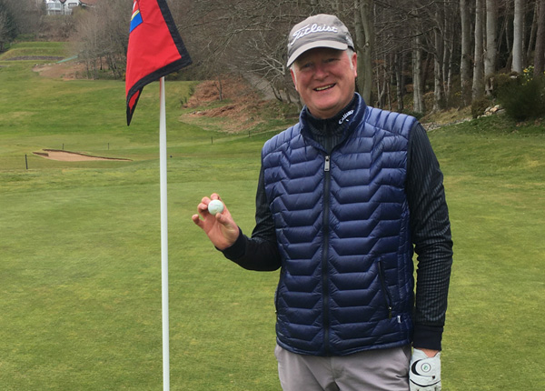 Hole In One For Nick Henderson